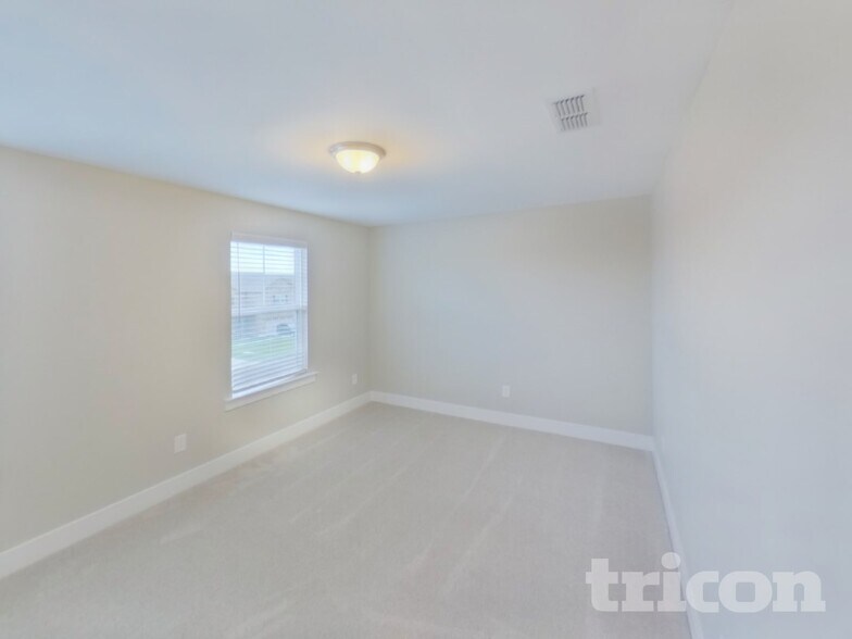 Building Photo - 1470 Cotillion Dr