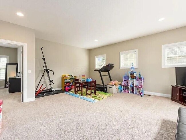 Building Photo - 4194 Troutbrook Dr