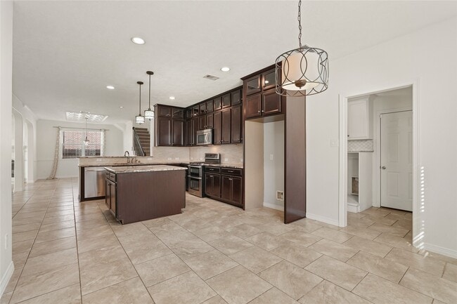 Building Photo - 4522 Millstone Canyon Ln