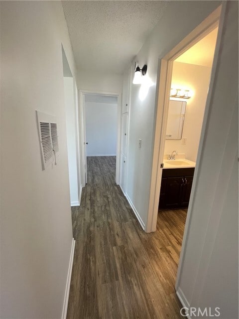 Building Photo - 616 15th St