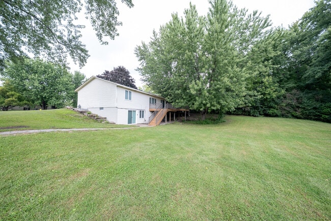 Building Photo - 14200 Elgin Ct