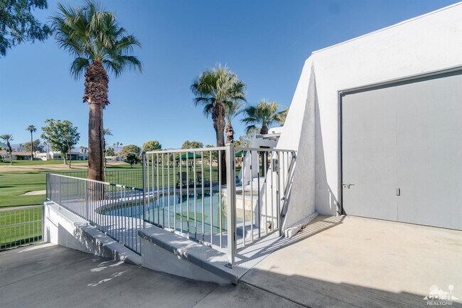 Building Photo - 42655 Delhi Pl