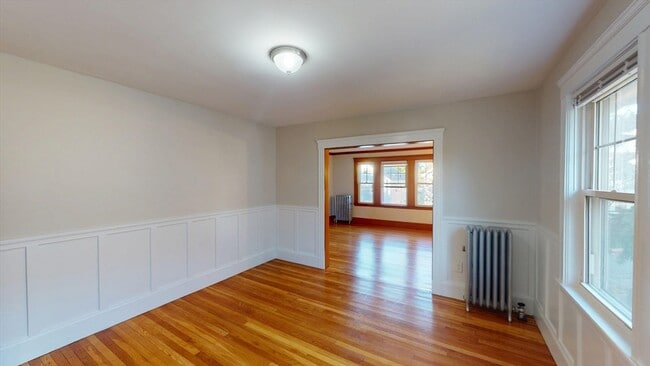 Building Photo - 39-41-41 Upland Rd