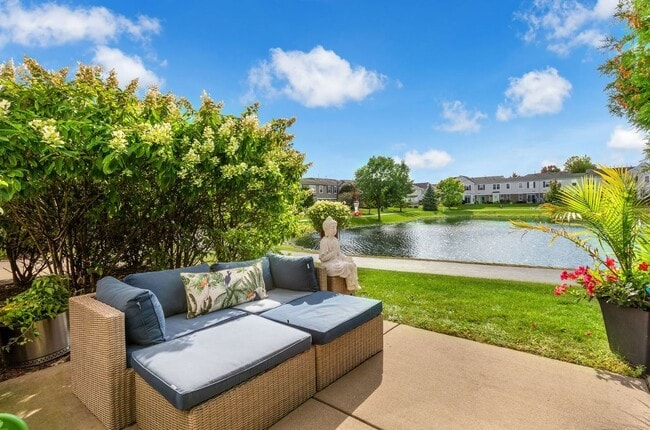 Building Photo - 1221 Courtland Cir