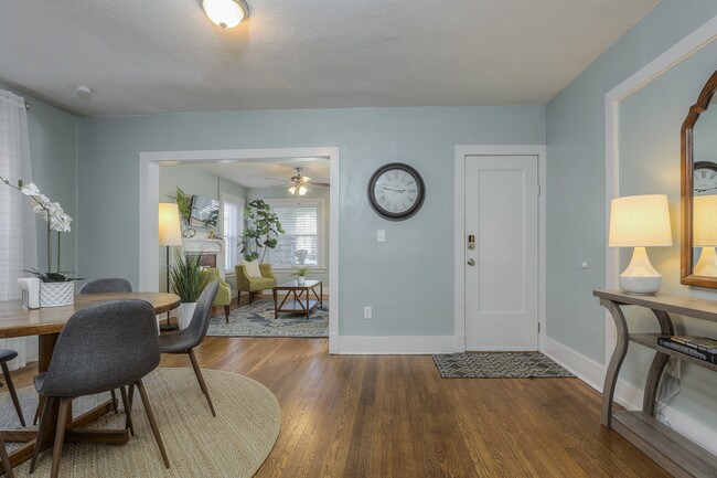 Building Photo - 3716 Warwick Blvd