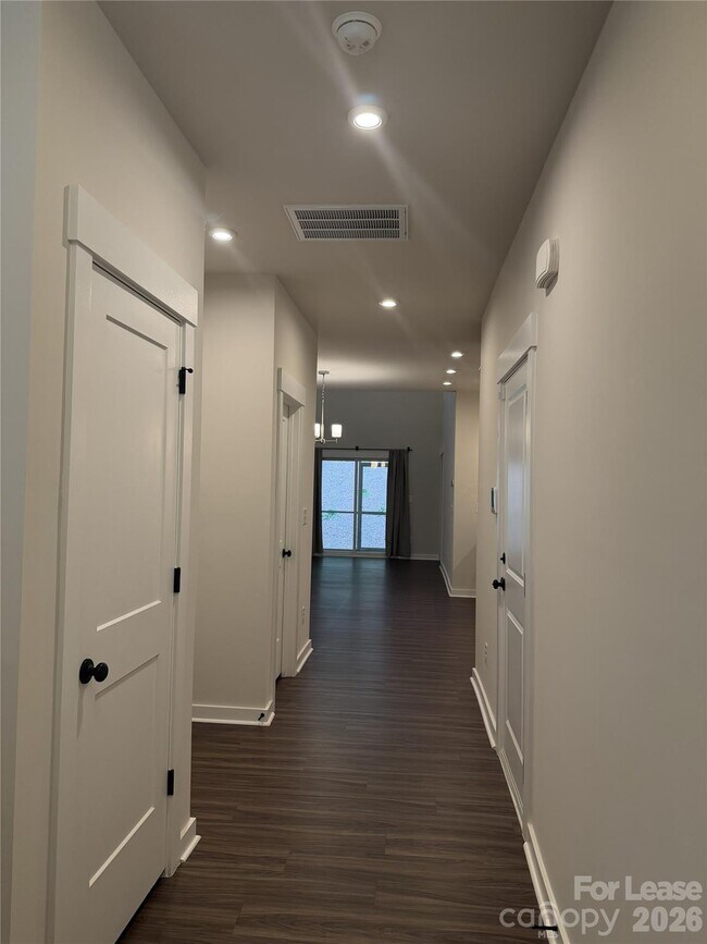 Building Photo - 3340 Finchborough Ct