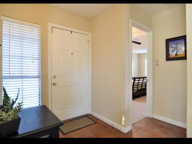Building Photo - 1620 Fannin Cir