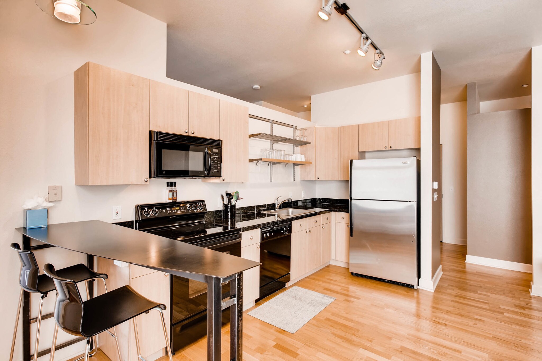 Building Photo - 5677 S Park Pl