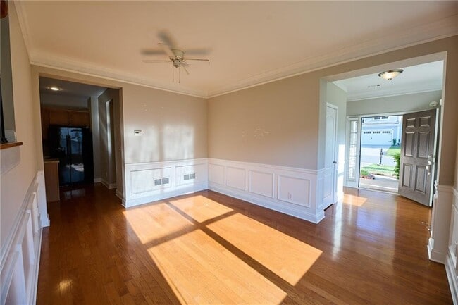 Building Photo - 5930 Falls Landing Dr