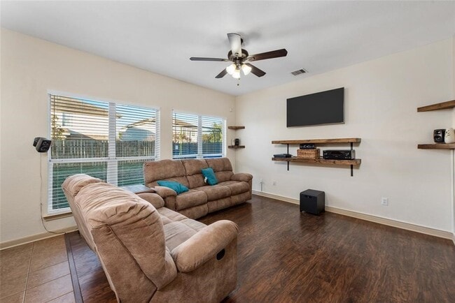 Building Photo - 20706 Stewart Crest Ln