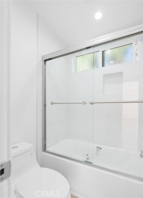 Building Photo - 7961 Willis Ave