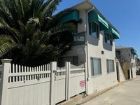 Building Photo - 1820 Grace Ave
