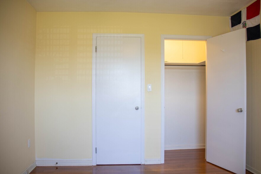 Building Photo - 129 Masterpiece Rd