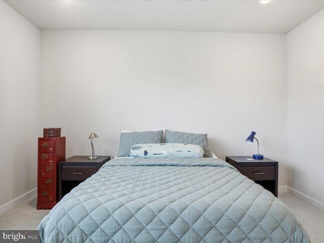 Building Photo - 3595 Aster St