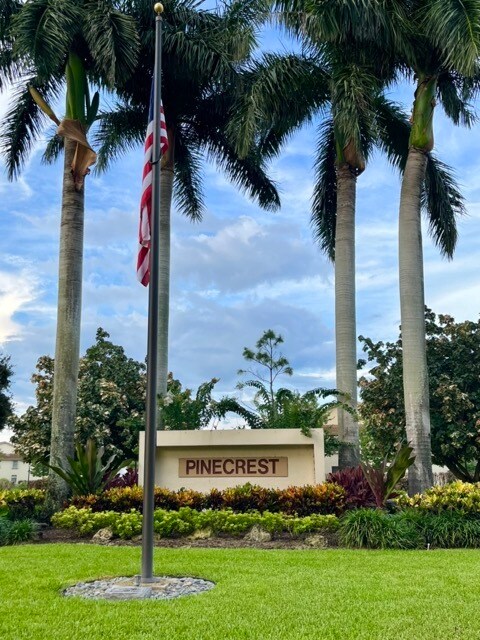 Building Photo - 102 Pinecrest Cir