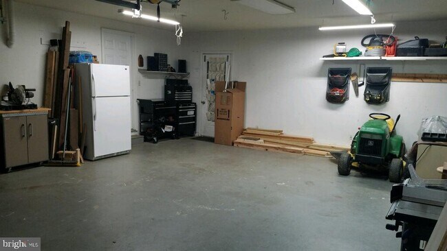 Building Photo - 12226 Tall Pines Ct