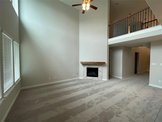 Building Photo - 2172 Woodland Pine Dr