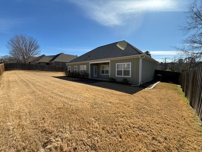 Building Photo - 1165 Indian Springs Trail