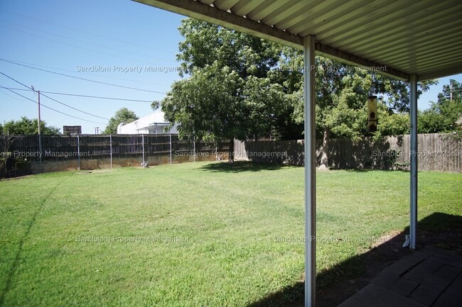 Building Photo - FOR LEASE | Midtown Tulsa | 3 Bed, 2 Bath ...