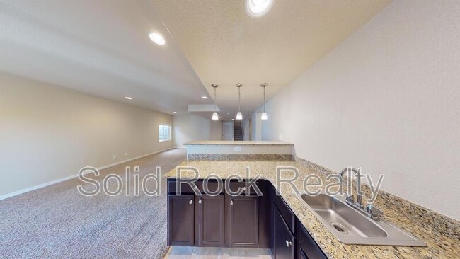 Building Photo - 1097 Antrim Loop
