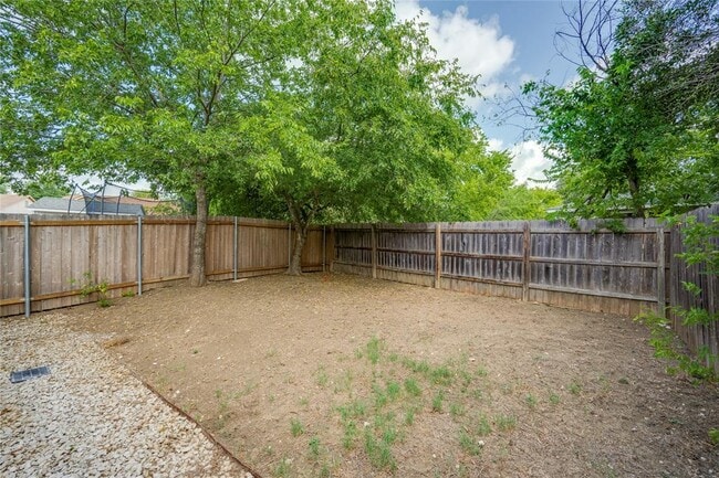 Building Photo - 8110 Willet Trail