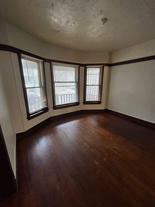 Building Photo - 2621 N 15th St