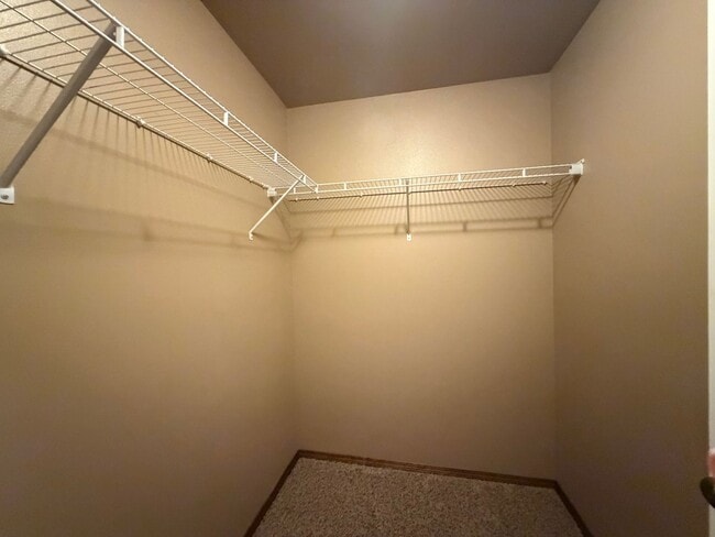 Building Photo - 907 Fawn Cir
