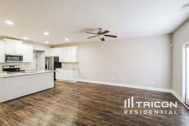 Building Photo - 409 Trickum Hill Dr
