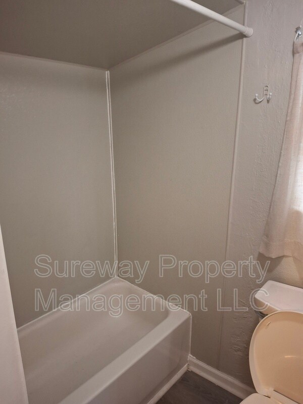 Building Photo - 25 E Camden Ave