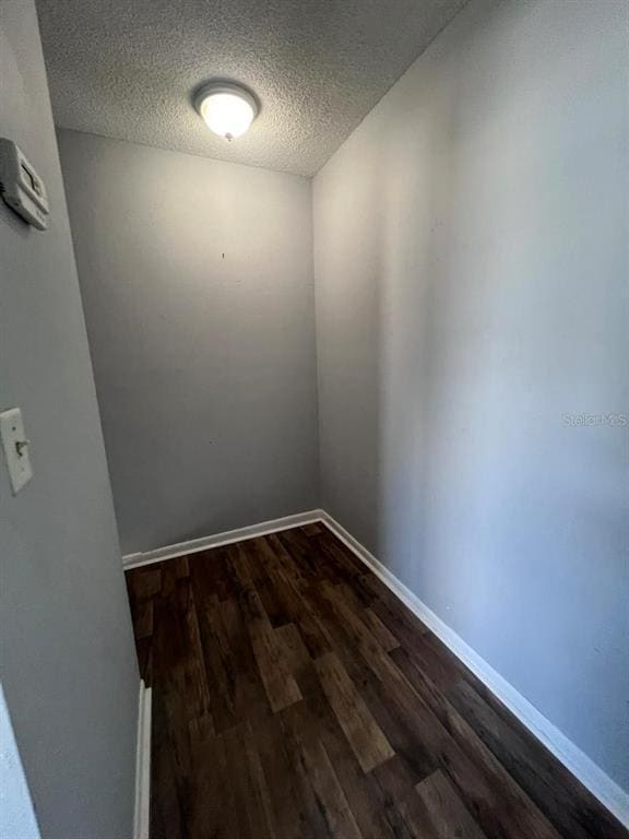 Building Photo - 2072 Los Lomas Dr