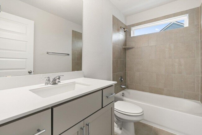 Building Photo - 303 Elm Br Trl