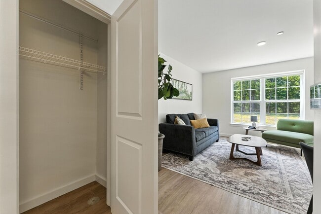 Building Photo - Elizabeth Brook Apartments