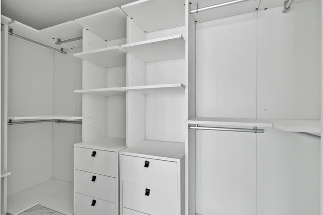 Building Photo - 3131 NE 7th Ave