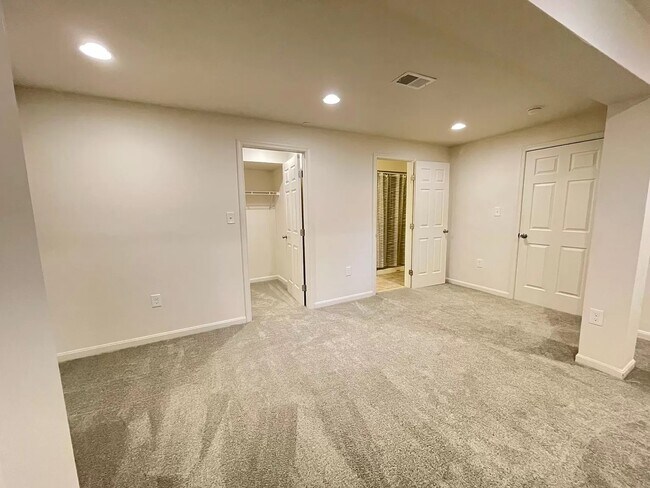 Building Photo - 12076 Prickly Ash Way