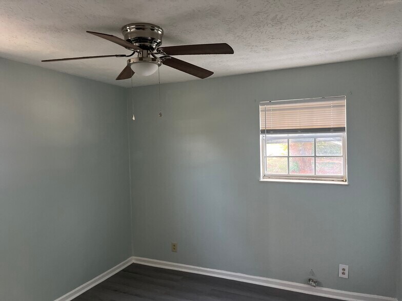 2nd Bedroom - 1515 Steadmantown Ln