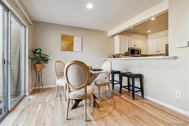 Building Photo - 2901 W Long Dr