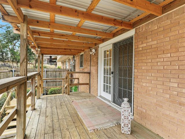 Building Photo - 7022 Kingsbury Dr