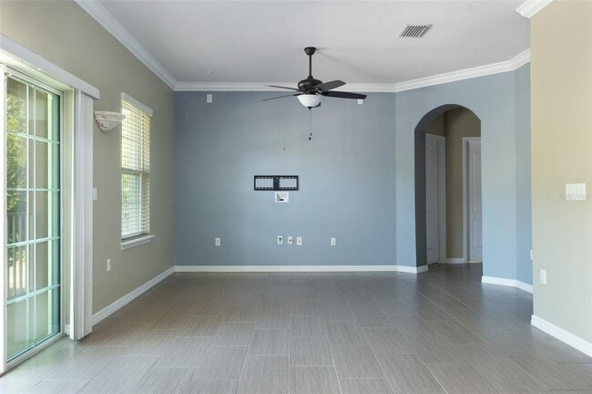 Building Photo - 7001 Interbay Blvd