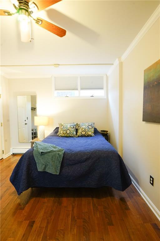 Building Photo - 603 Thames St