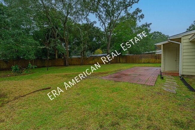 Building Photo - 9 Okahatchee Cir SE