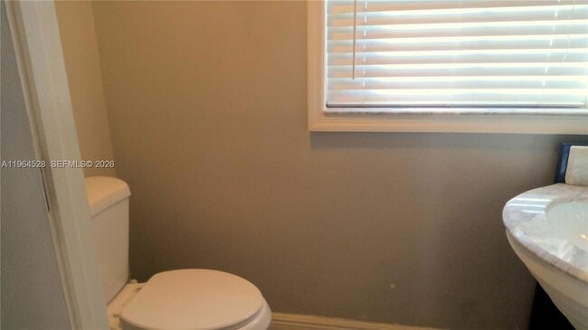 Building Photo - 12614 SW 54th Ct