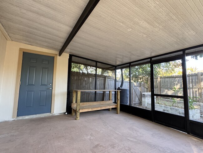 Building Photo - 9329 Genna Trace Trail