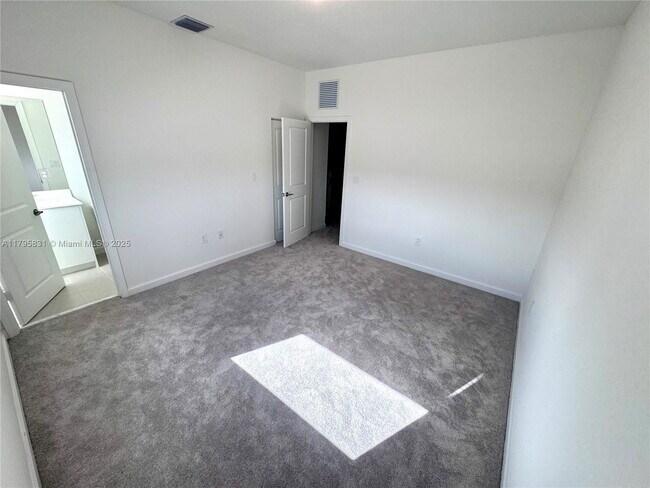 Building Photo - 17854 SW 358th St