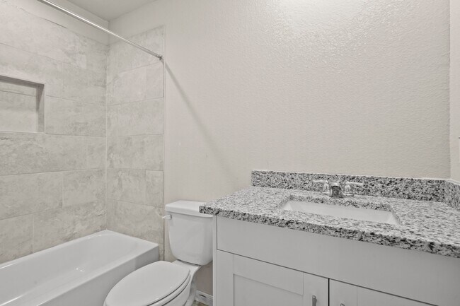 Building Photo - 9005 Judwin St