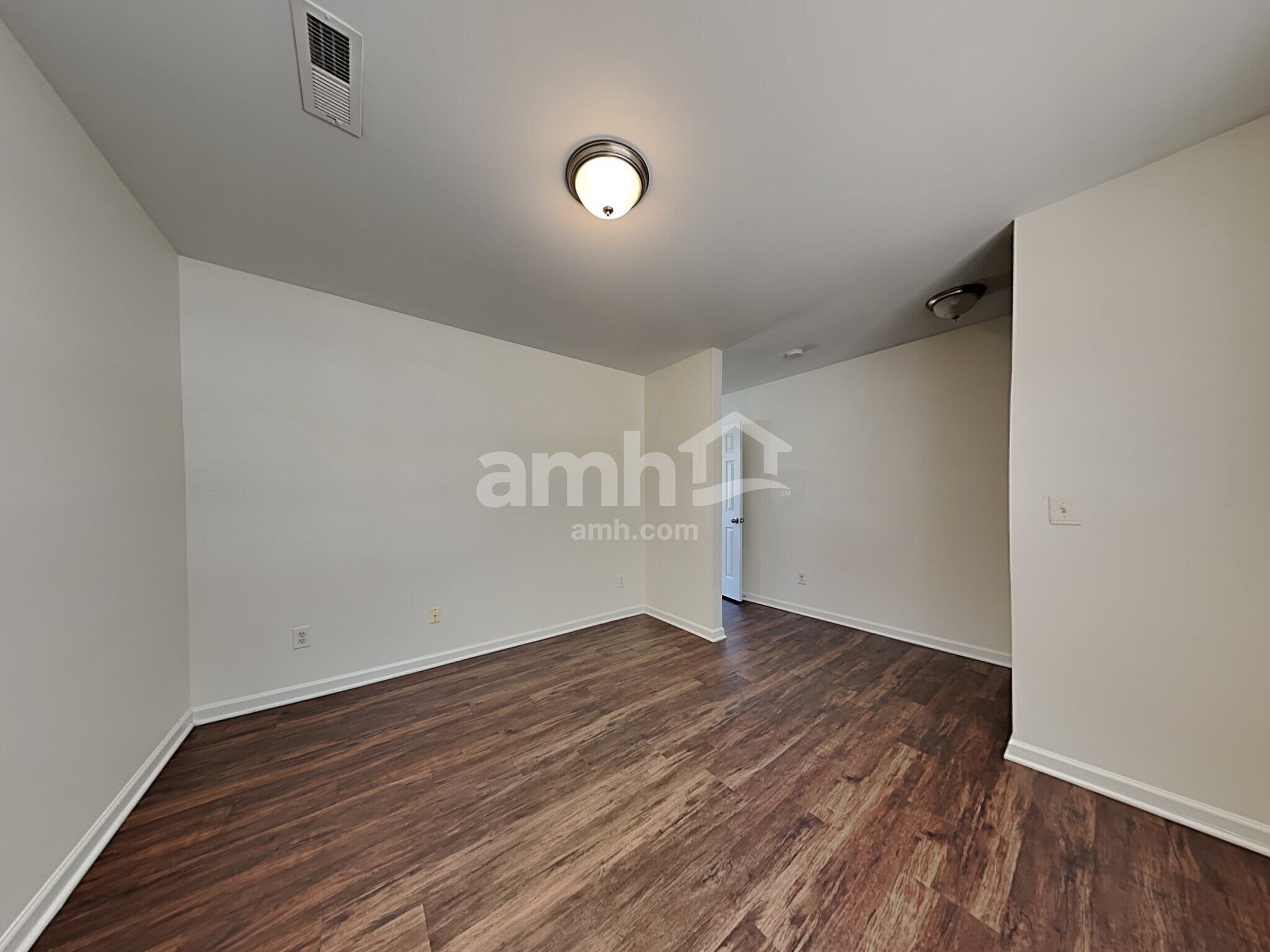 Building Photo - 2307 Sidney Porter Dr