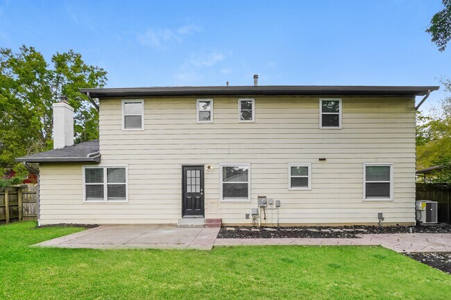 Building Photo - 1881 Faymeadow Ave