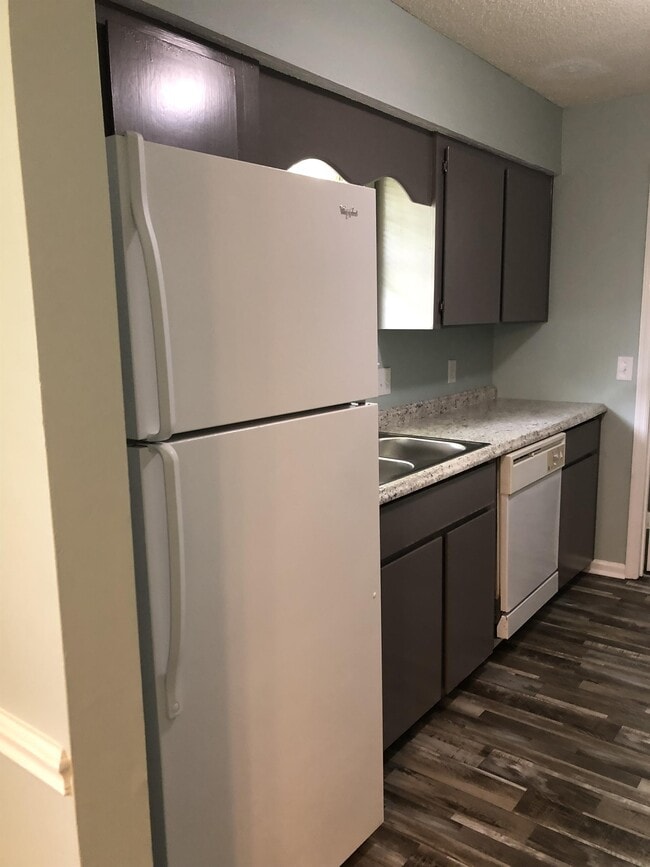 Building Photo - 663 Windward Dr