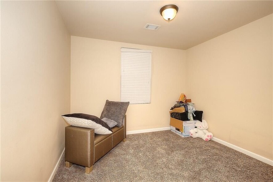 Building Photo - 1230 Dianne Dr