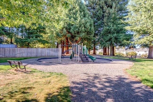 Building Photo - 4014 NE 89th Way