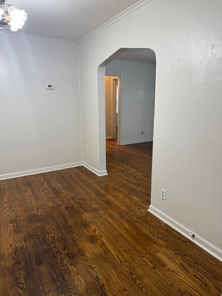 Building Photo - 2725 W Park Pl